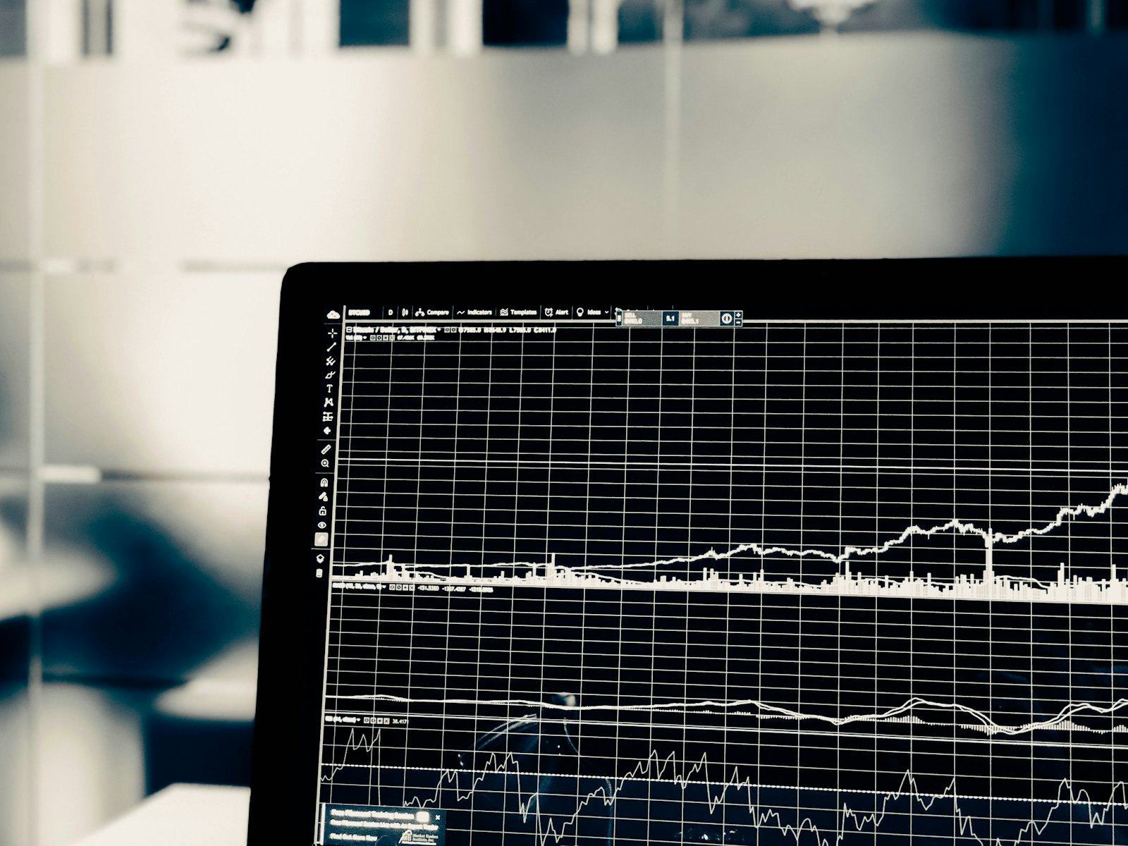 Live market output tracked on a monitor